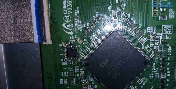 海爾LE39A700液晶電視白屏故障維修　圖3
